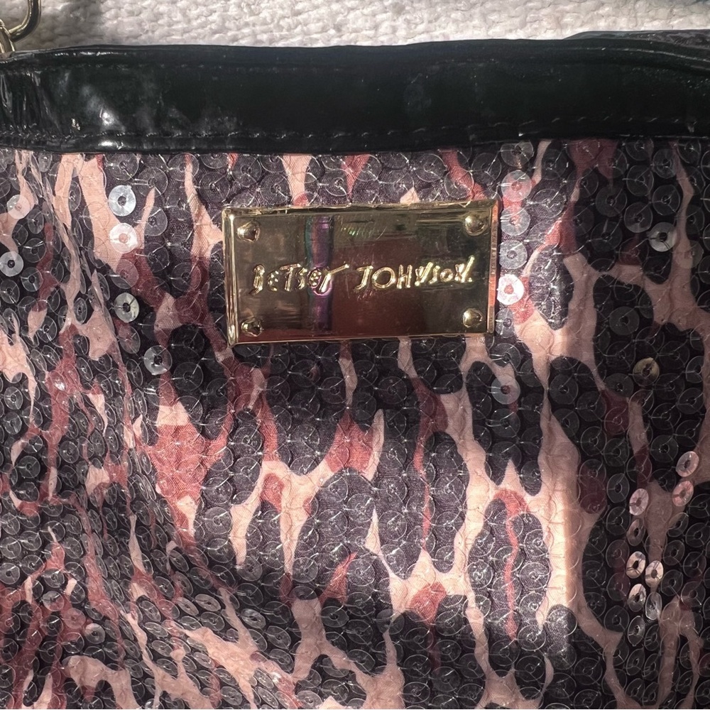 👜Betsey Johnson leopard sequenced purse / bag